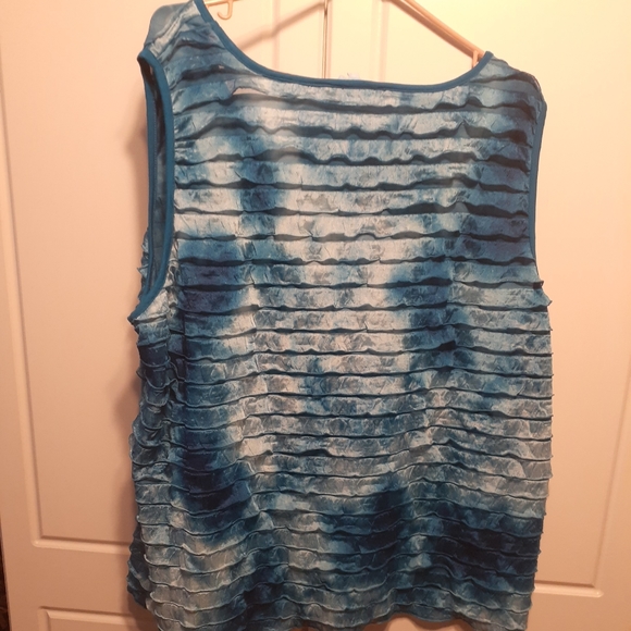 NWOT - Ocean Blue Ruffled Tank - Picture 2 of 6